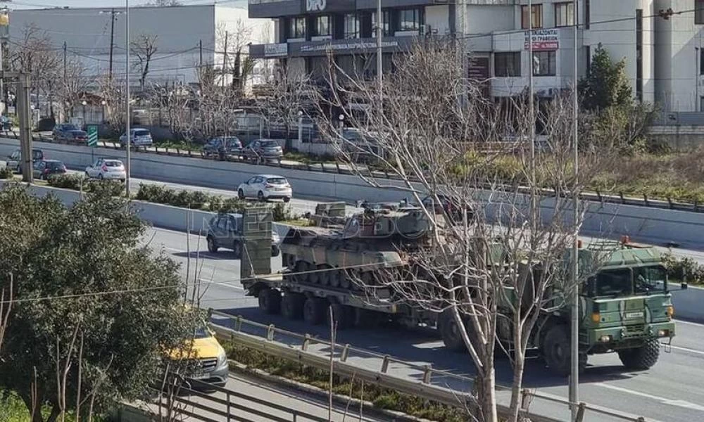 Άρματα μάχης «έκαναν βόλτα» στον Κηφισό (Βίντεο)